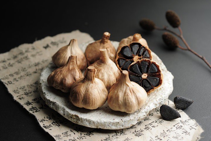 Odorless Garlic - Black (Fermented) Garlic